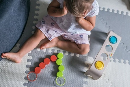 Janod Drewniana układanka Sortowanie kolorów Essentiel