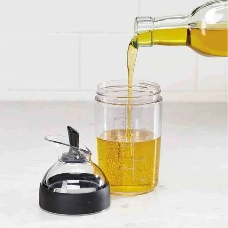 OXO-Shaker do dressingu 236ml. Czarny, Good Grips