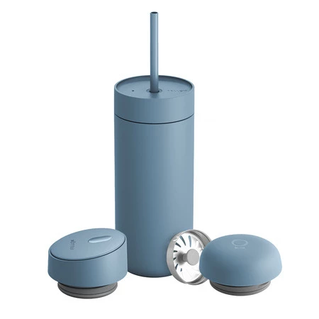 Fellow - Carter Move Mug 3 w 1 - Kubek termiczny + 3 nakrętki - Pudrowy niebieski 473 ml