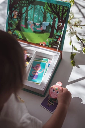 Janod Magnetyczna układanka Świat baśni Magnetibook 3-8 lat