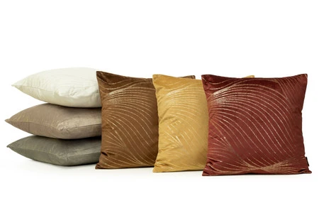 POSZEWKA BLINK 18 45 X 45 CM BRĄZOWY