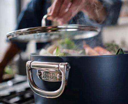 JJ-Garnek wysoki 25cm ze skł. uchwytami+pokr.Space