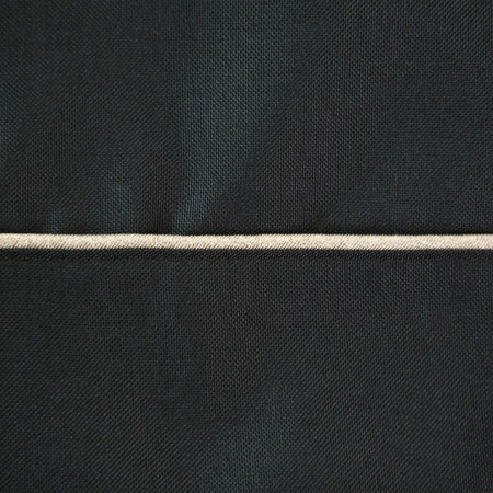 Obrus z srebrną lamówką szerokość: 145 cm, długość: 280 cm, kolor: czarny