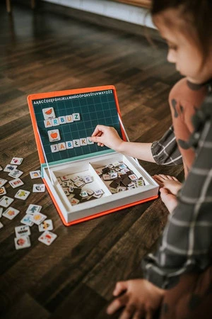Janod Magnetyczna układanka Polski Alfabet Magnetibook
