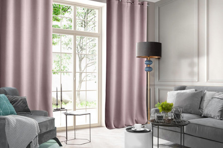 ZASŁONA GOTOWA D91 ROSA NA TAŚMIE 140 X 270 CM PUDROWY RÓŻ