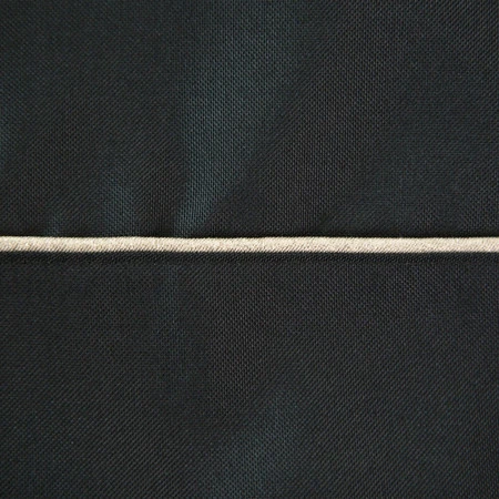 Obrus z srebrną lamówką szerokość: 145 cm, długość: 280 cm, kolor: czarny