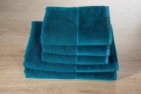 Ręcznik Lucy (06), 50 x 90 cm, Ciemnoturkusowy