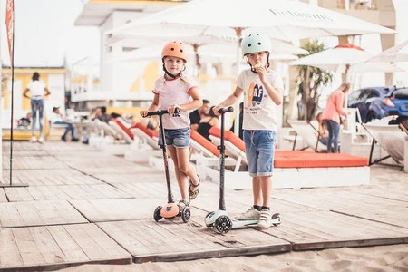 SCOOTANDRIDE Kask S-M dla dzieci 3+ Peach