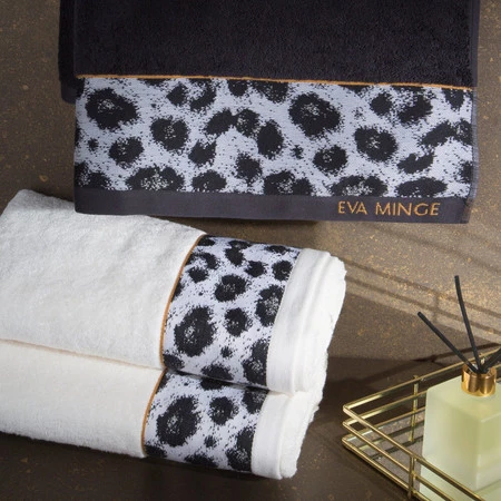 Ręcznik Eva 22 70 x 140 cm, Czarny