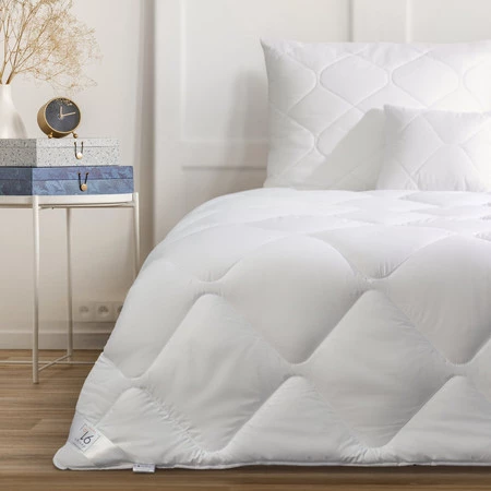 POSZEWKA DESIGN91 40 X 40 CM BIAŁY