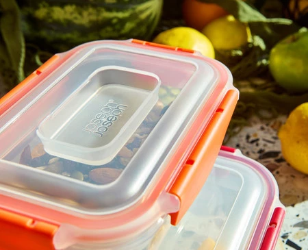 JJ-Zestaw 8 pojemników 16el. Nest Lock