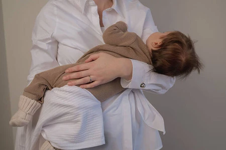 Lodger Pajacyk piżamka niemowlęca bawełniana brązowa Ciumbelle Beige r. 62