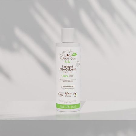 Alphanova Bebe Bio, Emulsja oczyszczająca z kompleksem pielęgnacyjnym do okolic pieluszkowych, 200ml
