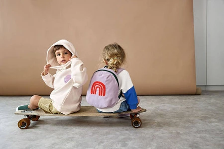 Lassig Plecak do przedszkola dla przedszkolaka sztruks Little Gang Rainbow lilac