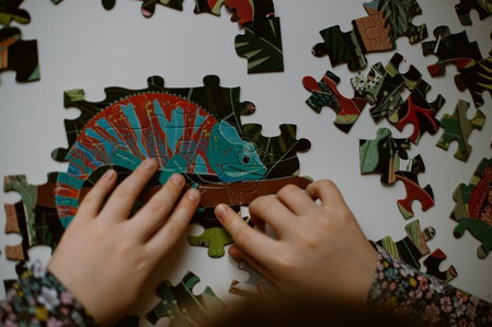 Mudpuppy Puzzle świecące w ciemności Żaby i jaszczurki 100 elementów 5+