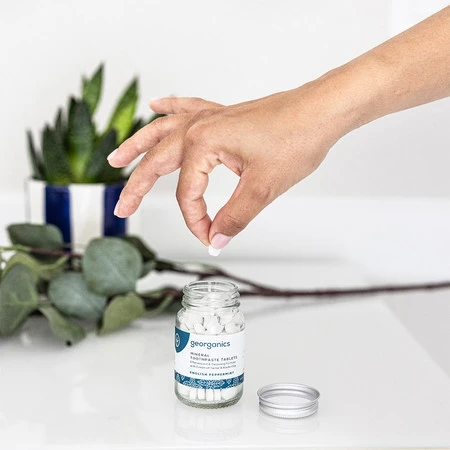 Georganics, Naturalne tabletki do mycia zębów, do codziennej pielęgnacji, smak mięty pieprzowej, 120 tabletek