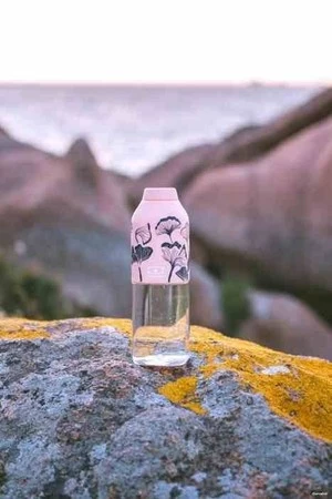 MB - Butelka M Positive, Graphic Ginkgo