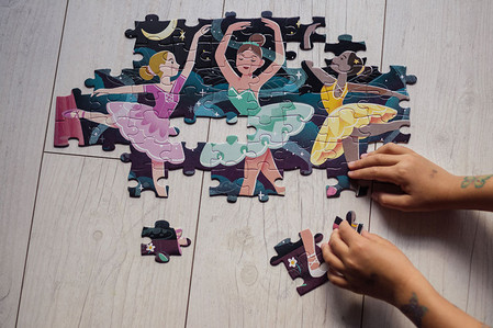 Mudpuppy Puzzle świecące w ciemności Balet w blasku księżyca 100 elementów 5+