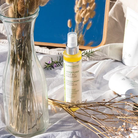 Alphanova Organic Mum, Organiczna kompozycja olejków na rozstępy, 100ml