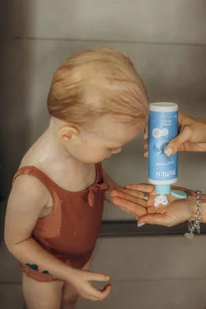 Mini U naturalna odżywka do włosów dla dzieci i niemowląt od 1.dnia życia 250ml