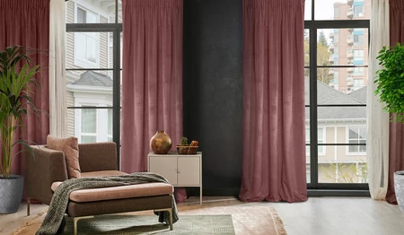 ZASŁONA GOTOWA D91 ROSA NA TAŚMIE 140 X 270 CM CIEMNORÓŻOWY