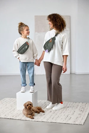 PALOPA Torebka nerka na smakołyki dla psa mini Enja dark olive