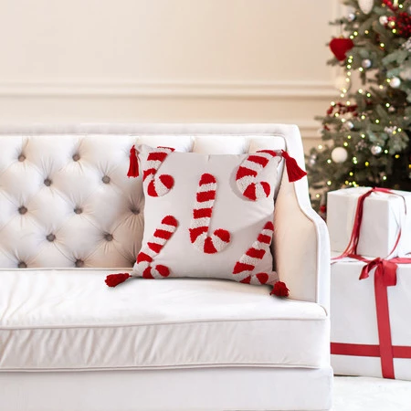 Świąteczna poszewka dekoracyjna z aplikacją i pomponami szerokość: 45 cm, długość: 45 cm, kolor: biały