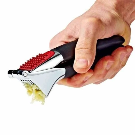 OXO-Praska do czosnku, czarna, Good Grips