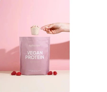 Natu.Care Białko wegańskie Vegan Protein Biała Czekolada Maliny 525 gr.