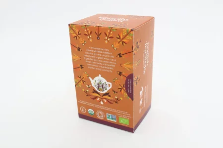 English Tea Shop Intense Chai herbata ziołowa z cynamonem 20 saszetek Bio