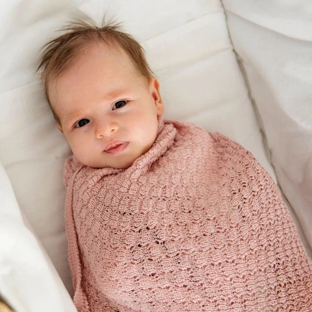 LullaLove, Kocyk z wełny merino - pudrowy róż, kolekcja PREMIUM