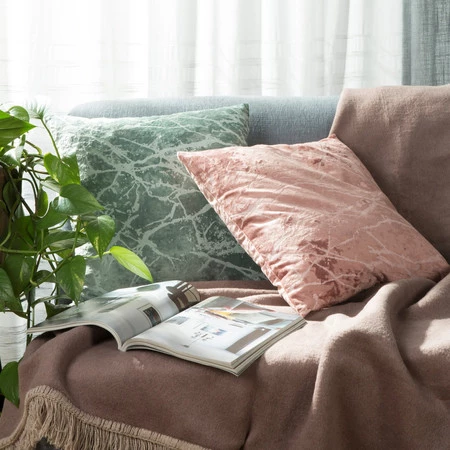 POSZEWKA VELVET 45 X 45 CM RÓŻOWY