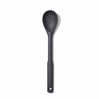 OXO-Łyżka cedzakowa silikonowa czarna, Good Grips
