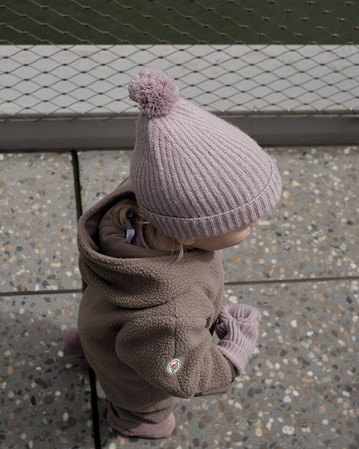 Lodger Czapeczka z wełny merino 100% różowa Rose 1-2 lata