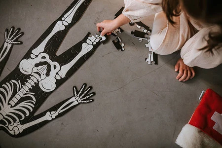 Janod Puzzle edukacyjne gigantyczne Ciało człowieka 50, 75 i 100 elementów 5 +