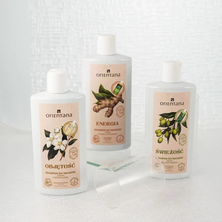 Orientana, Ajurwedyjski szampon do włosów Objętość, jaśmin i migdałecznik, 210 ml