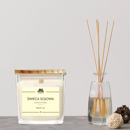 Świeca sojowa o zapachu WANILIA 450g