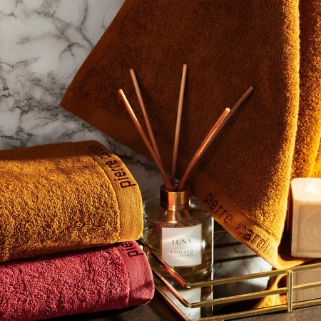 Ręcznik Pierre Cardin Evi 50 x 90 cm, Jasnobeżowy