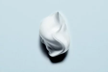 LIERAC HOMME PIANKA DO GOLENIA 150 ML