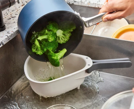 Joseph Joseph Durszlak ze składanym uchwytem Droplet