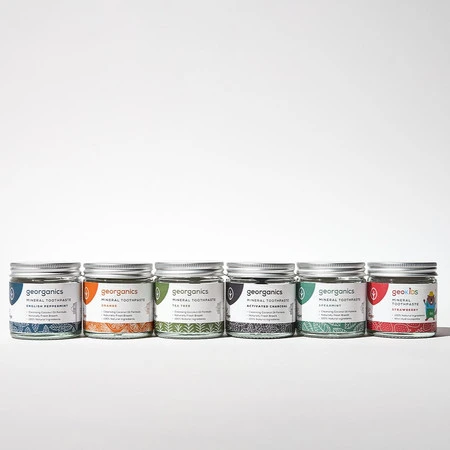 Georganics, Mineralna pasta do zębów w słoiku, bez fluoru, do codziennej pielęgnacji, smak drzewa herbacianego, 60 ml