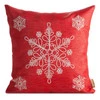 Poszewka świąteczna 45x45 cm – z haftem śnieżynek i błyszczącą nicią