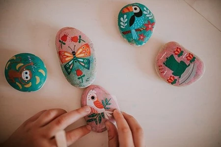 Janod Zestaw kreatywny Kamienie do ozdabiania 6+