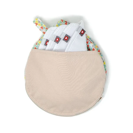 Close, Wielorazowe wkładki laktacyjne z beżowo kolorowym etui, 4 szt.