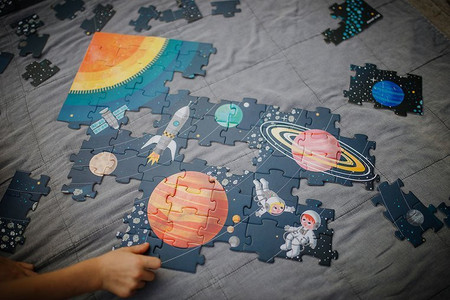 Janod Puzzle edukacyjne Układ słoneczny 100 elementów 5+