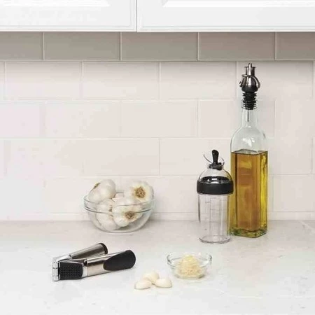 OXO-Shaker do dressingu 236ml. Czarny, Good Grips