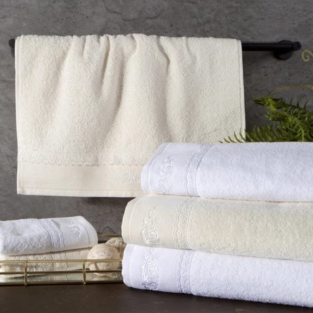 Ręcznik Sisi (01) 70 x 140 cm, Biały