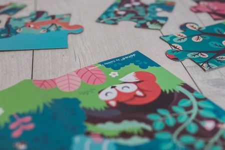 Janod Świecące puzzle z mini-lampką UV Las 24 elementy 3+