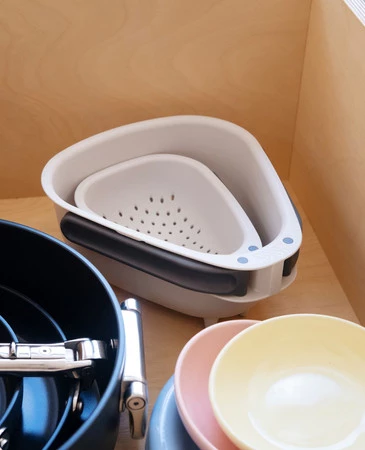 Joseph Joseph Durszlak ze składanym uchwytem Droplet